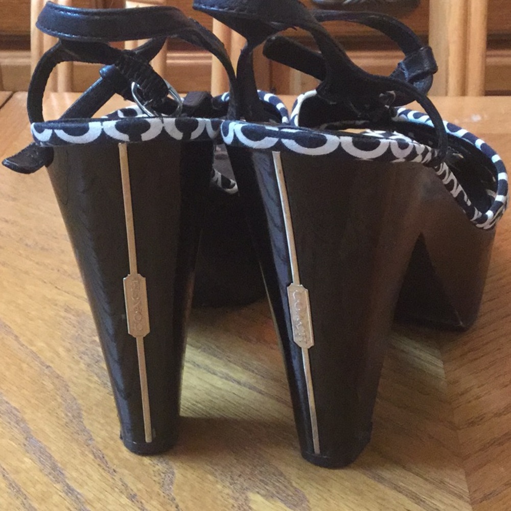 Janeen Coach logo Wood Sandal Size 71/2 - Picture 2 of 8